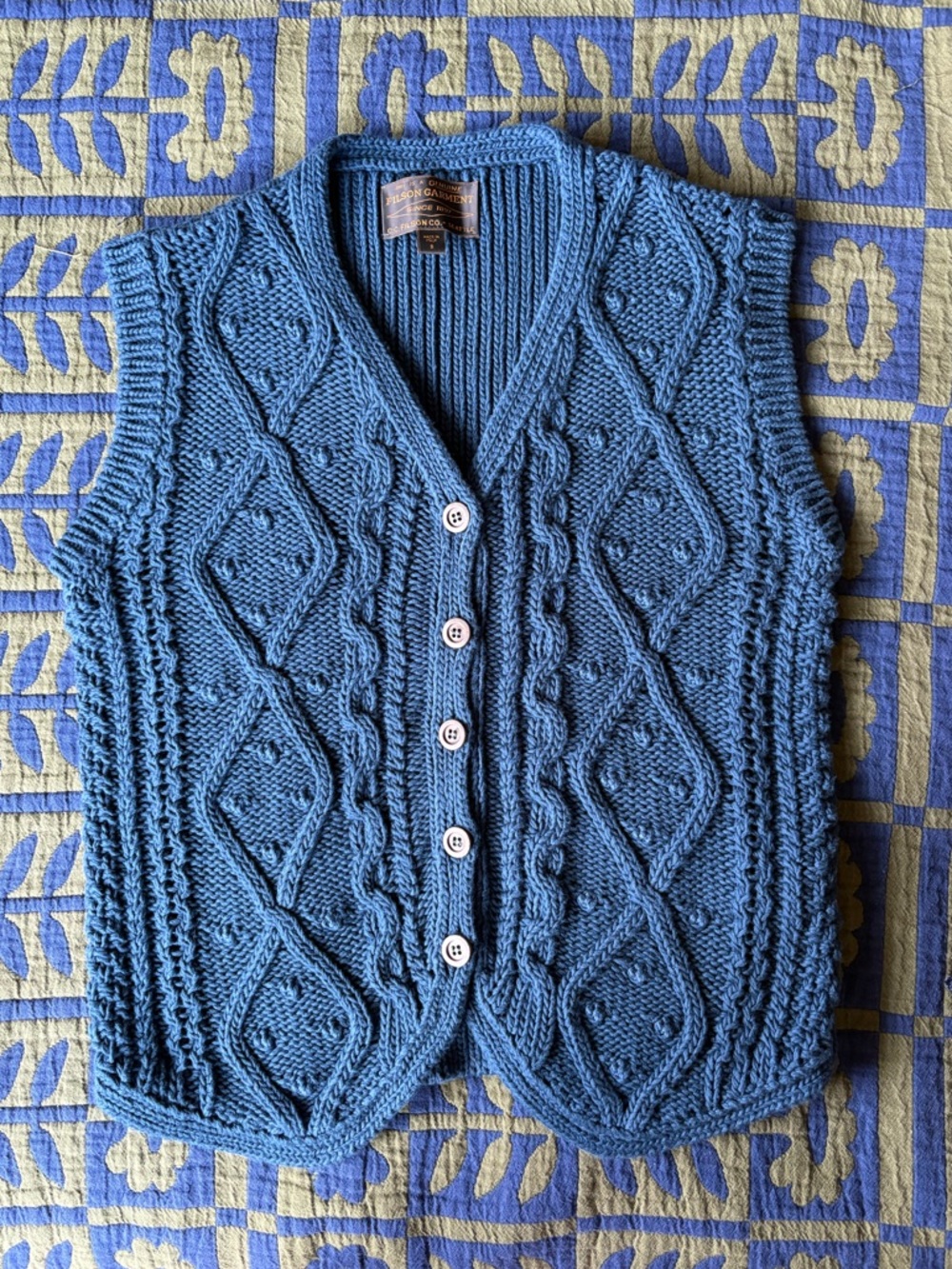Filson - 100% Cotton Blue Cable Knit Button Vest